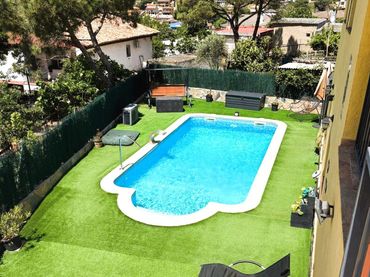 Villa mit Pool zum Verkauf in Carrer Cadernera