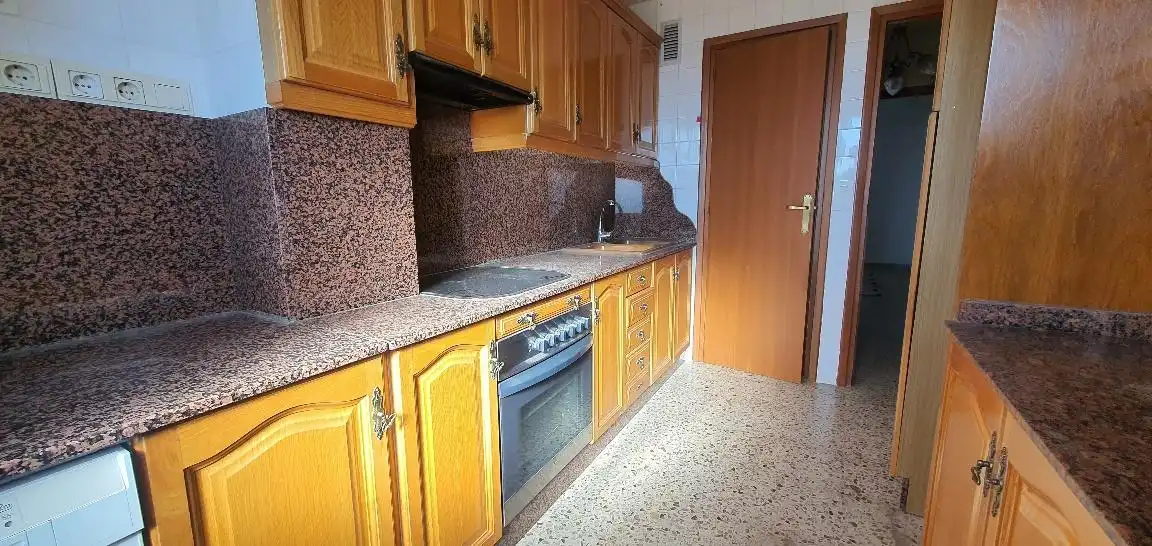 Piso con ascensor en venta en Hellín, imagen 6
