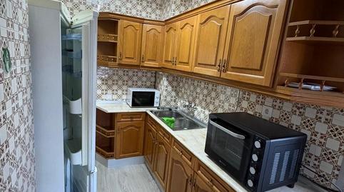 Foto 4 de Piso de alquiler en Peñamefecit - Avda Barcelona, Jaén