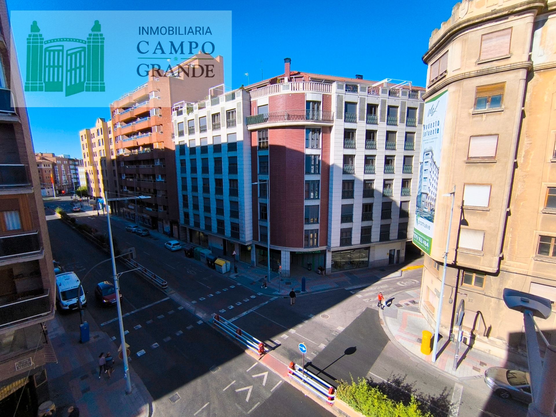 Exterior view of Flat for sale in Palencia Capital  with Heating, Furnished and Oven