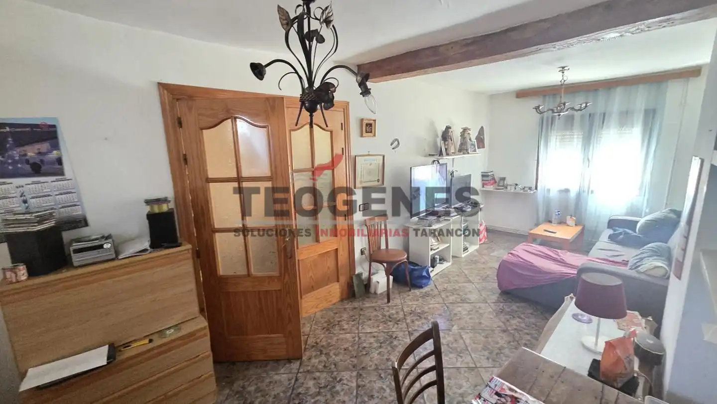 Sala de estar de Casa o chalet en venta en Villamayor de Santiago con Calefacción, Trastero y Amueblado