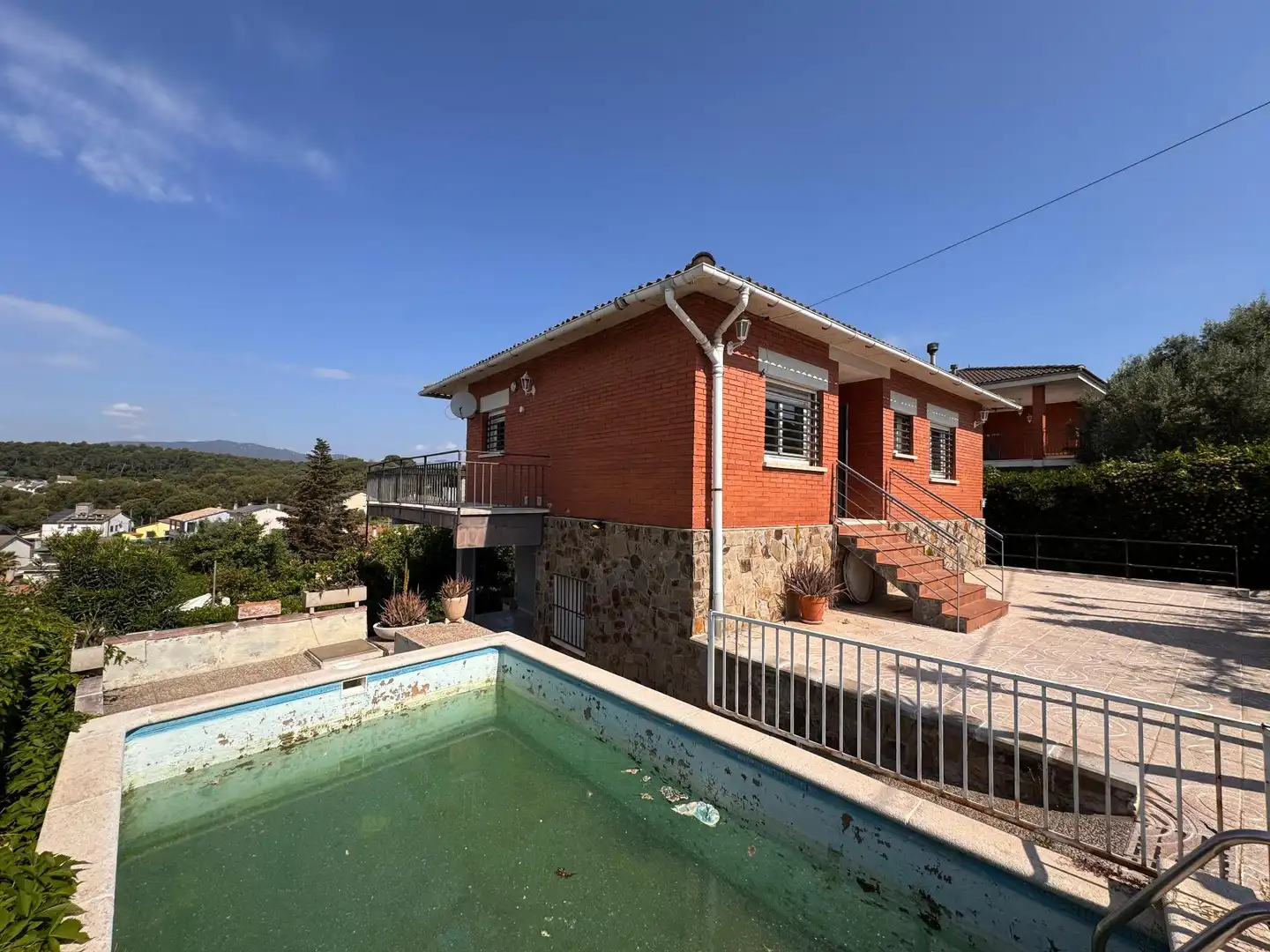 Exterior view of Houses for sale in Lliçà d'Amunt