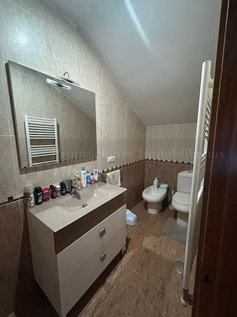 Badezimmer von Maisonette zum Verkauf in Verín mit Heizung, Parkett und Abstellraum