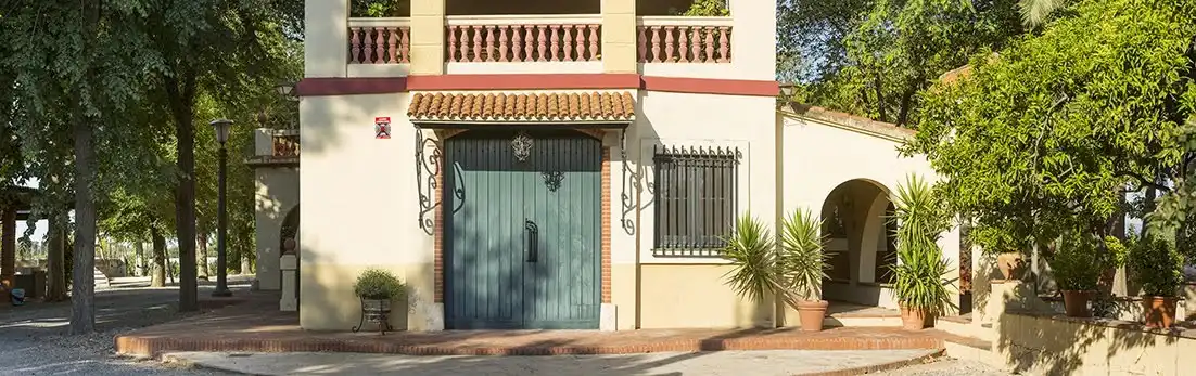 Vista exterior de Finca rústica en venta en Reus con Terraza, Piscina y Amueblado