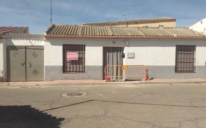 Vista exterior de Casa o xalet en venda en Corral de Almaguer