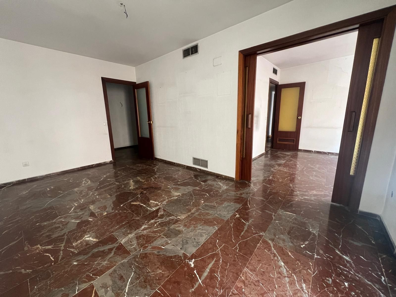 Flat for sale in  Córdoba Capital  with Air Conditioner, Heating and Parquet flooring