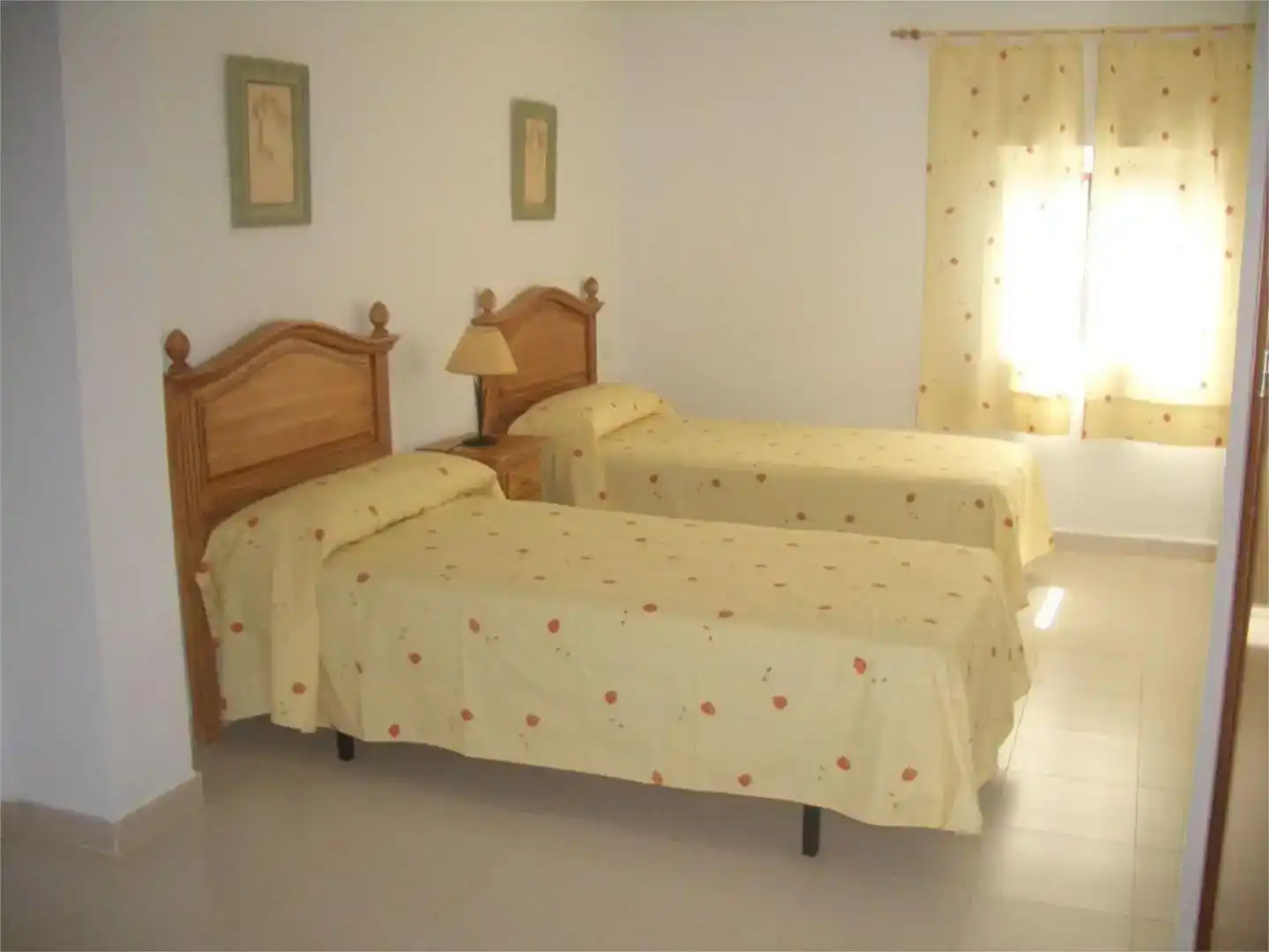 Dormitori de Casa o xalet de lloguer en Conil de la Frontera amb Aire condicionat, Jardí privat i Traster