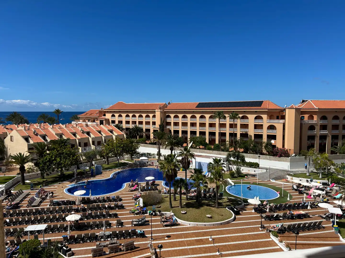 Ático en venta en Arona con Terraza, Amueblado y Horno