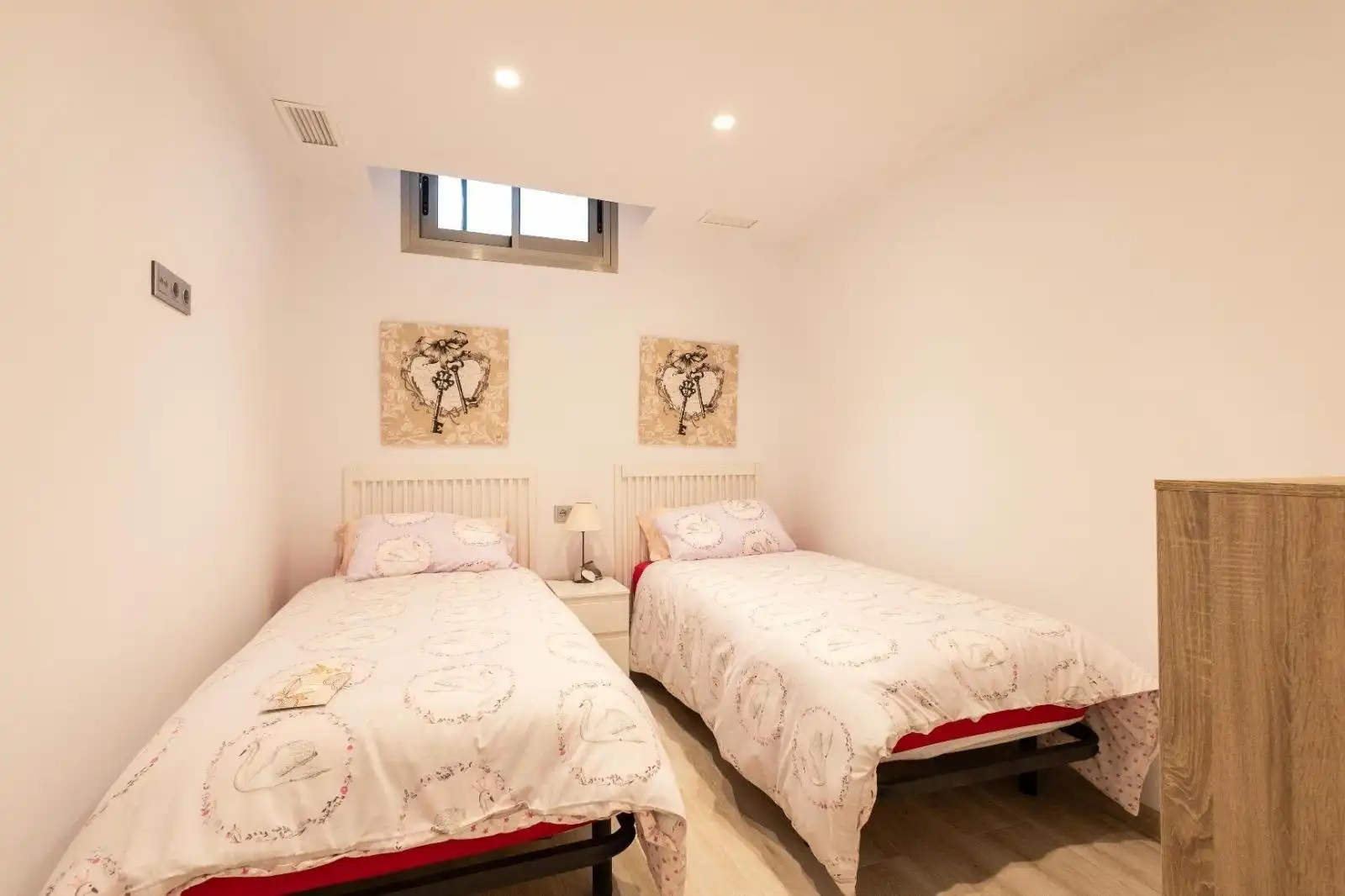 Habitación de Casa o chalet en venta en Orihuela con Jardín privado, Terraza y Piscina