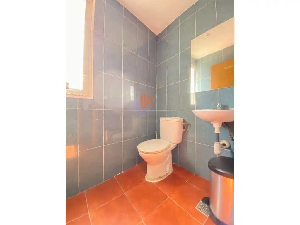 Bathroom of Commercial properties for sale in Santiago de Compostela 