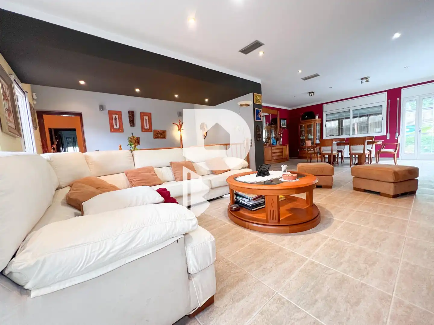 Sala de estar de Casa o chalet en venta en Cervelló con Aire acondicionado, Calefacción y Jardín privado
