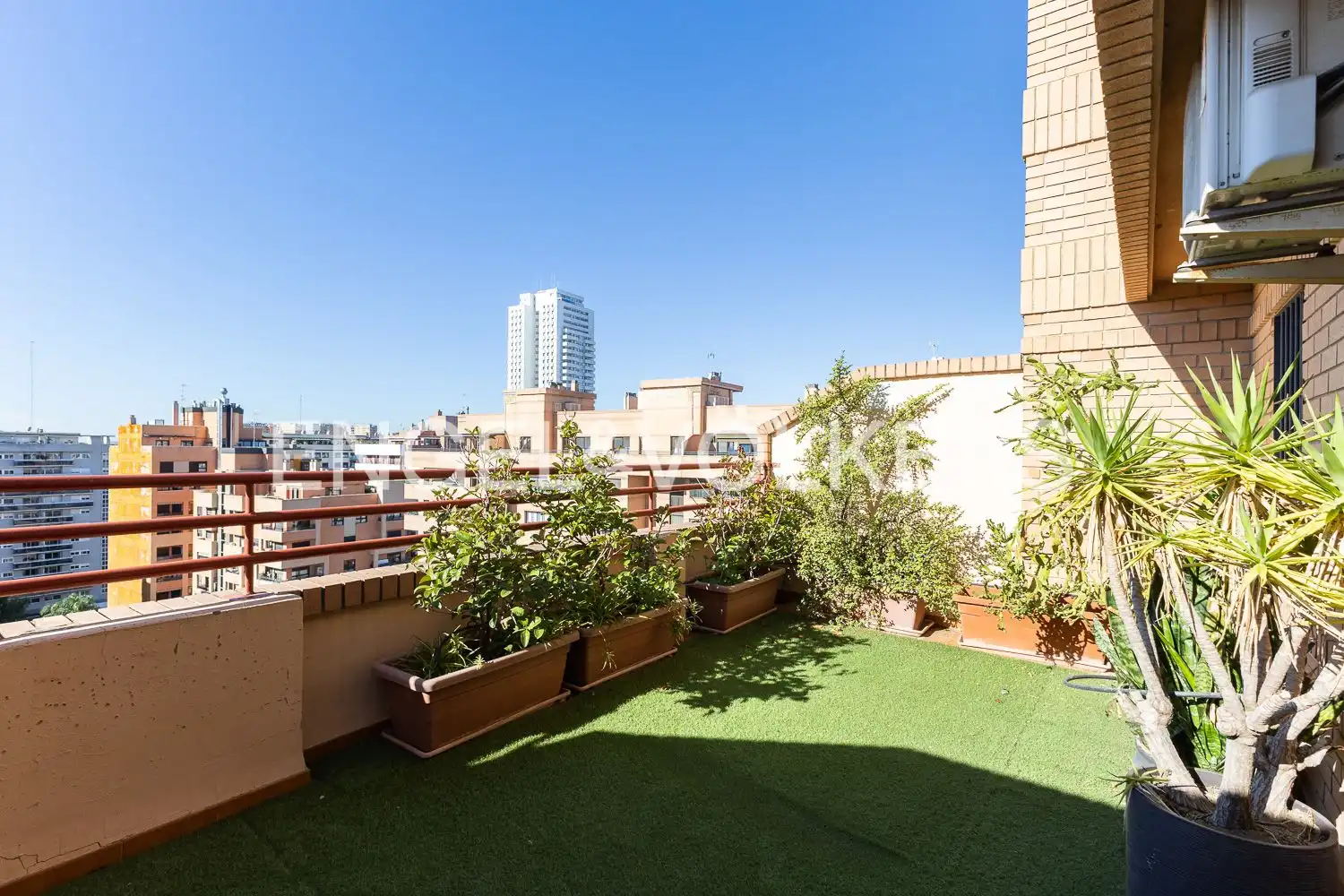 Terraza de Ático de alquiler en Camins al Grau