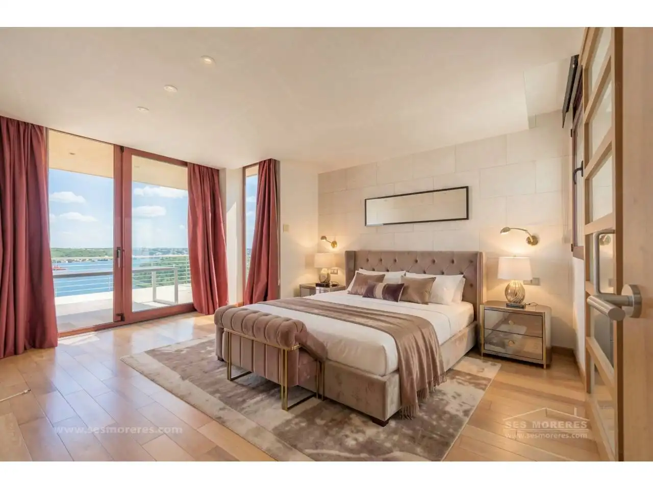 Bedroom of Apartments for sale in Maó - Mahón  with Air Conditioner, Parquet flooring and Terrace