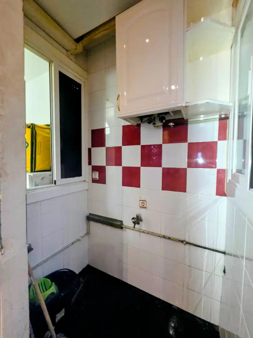 Küche von Wohnung zum Verkauf in L'Hospitalet de Llobregat