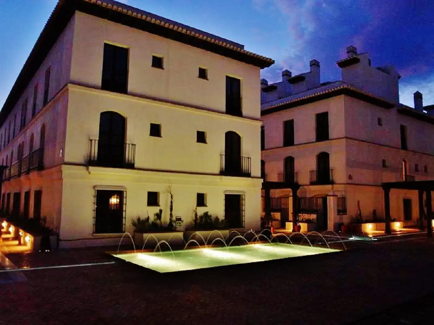Vista exterior de Apartament en venda en Vélez de Benaudalla amb Moblat, Forn i Rentadora