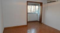 Bedroom of Flat to rent in  Madrid Capital  with Air Conditioner