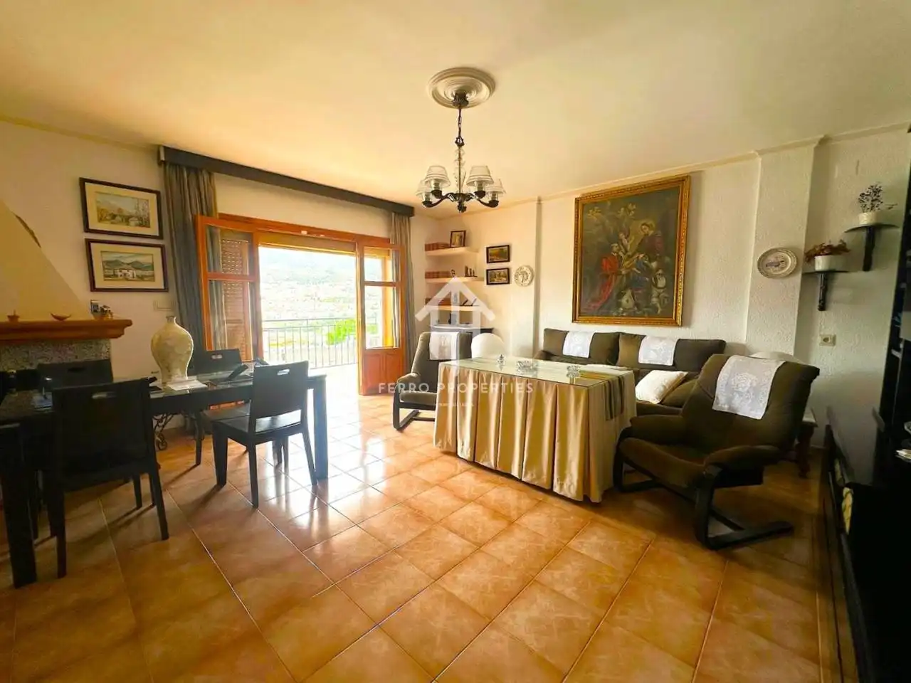 Vista exterior de Casa o xalet en venda en Loja amb Aire condicionat, Jardí privat i Terrassa
