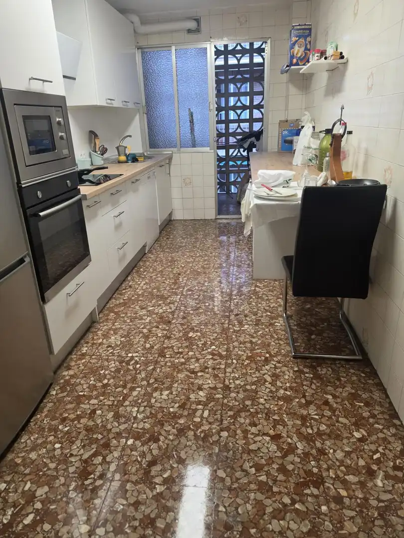 Cocina de Piso de alquiler en Granada con Calefacción, Amueblado y Balcón