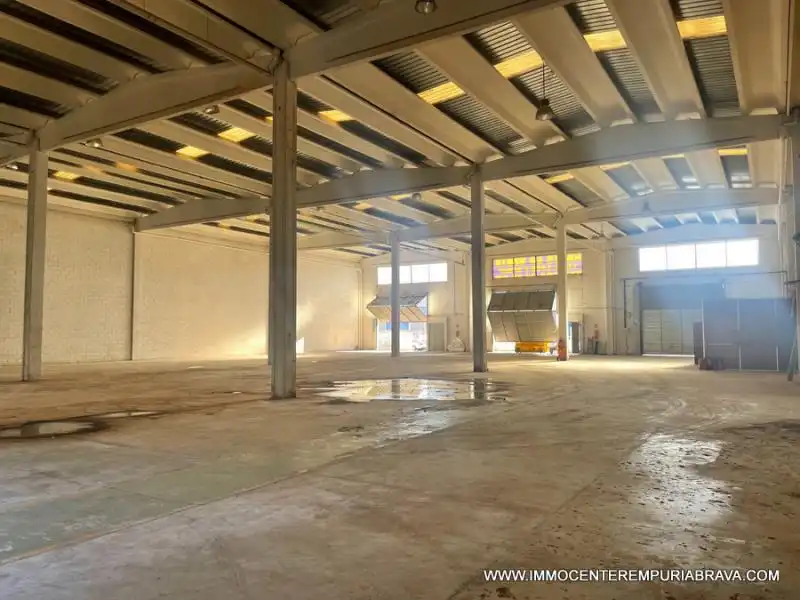 Oficina en venta en Sils