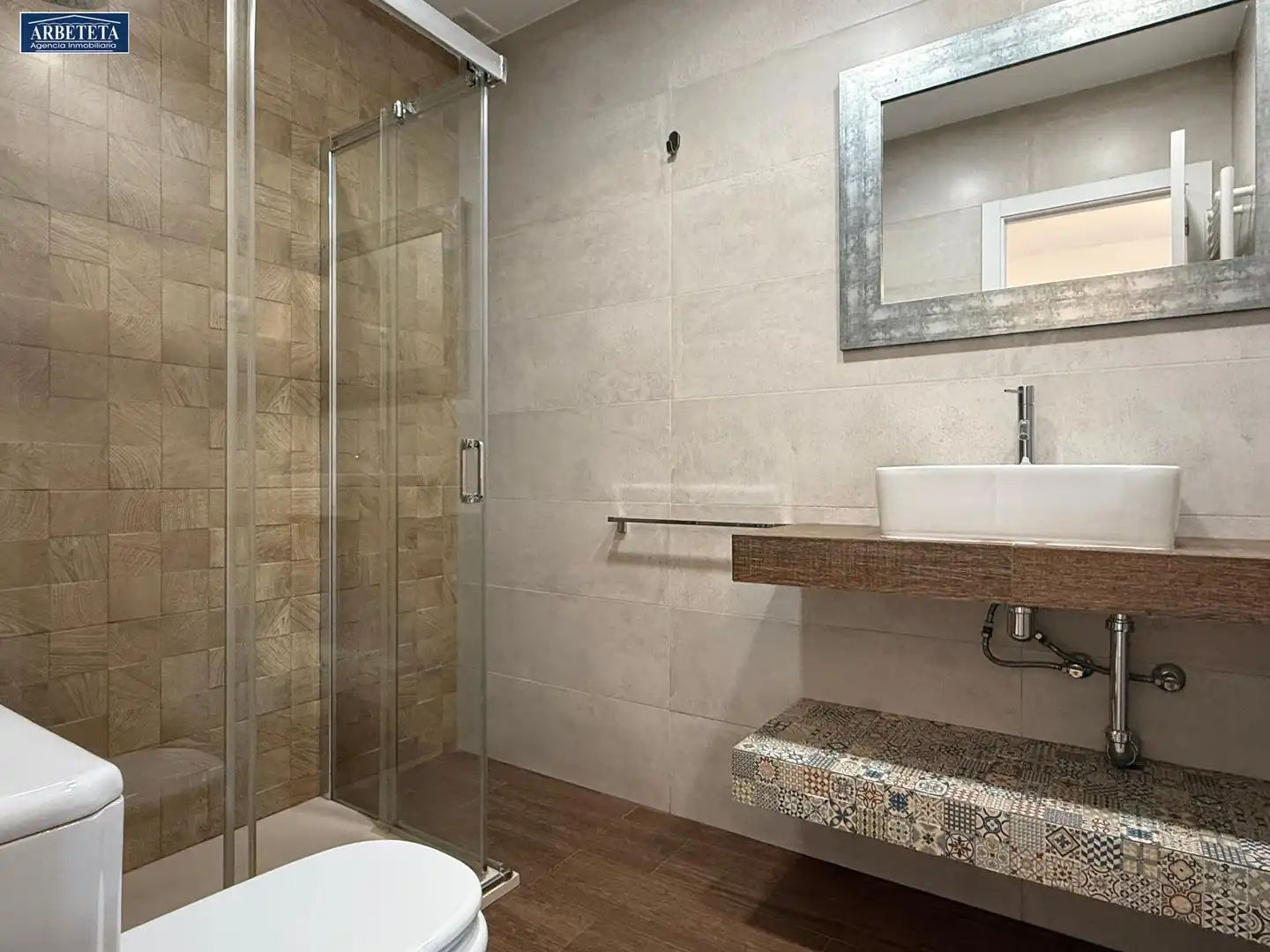 Badezimmer von Maisonette zur Miete in Guadalajara mit Klimaanlage, Heizung und Parkett