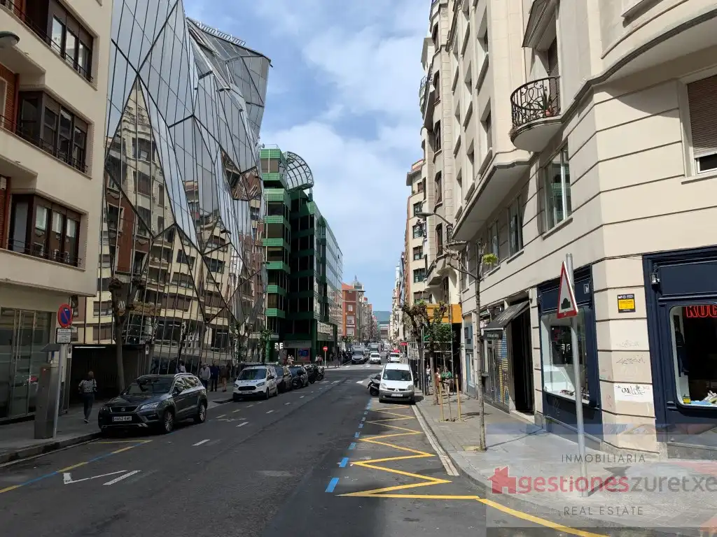 Exterior view of Commercial properties for sale in Bilbao 