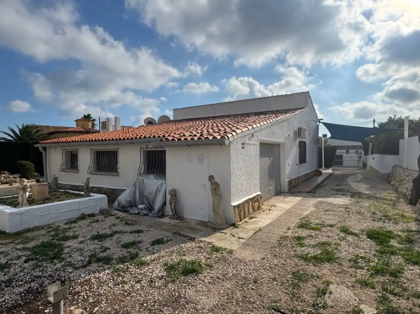 Vista exterior de Casa o chalet en venta en Benissa con Aire acondicionado, Terraza y Piscina