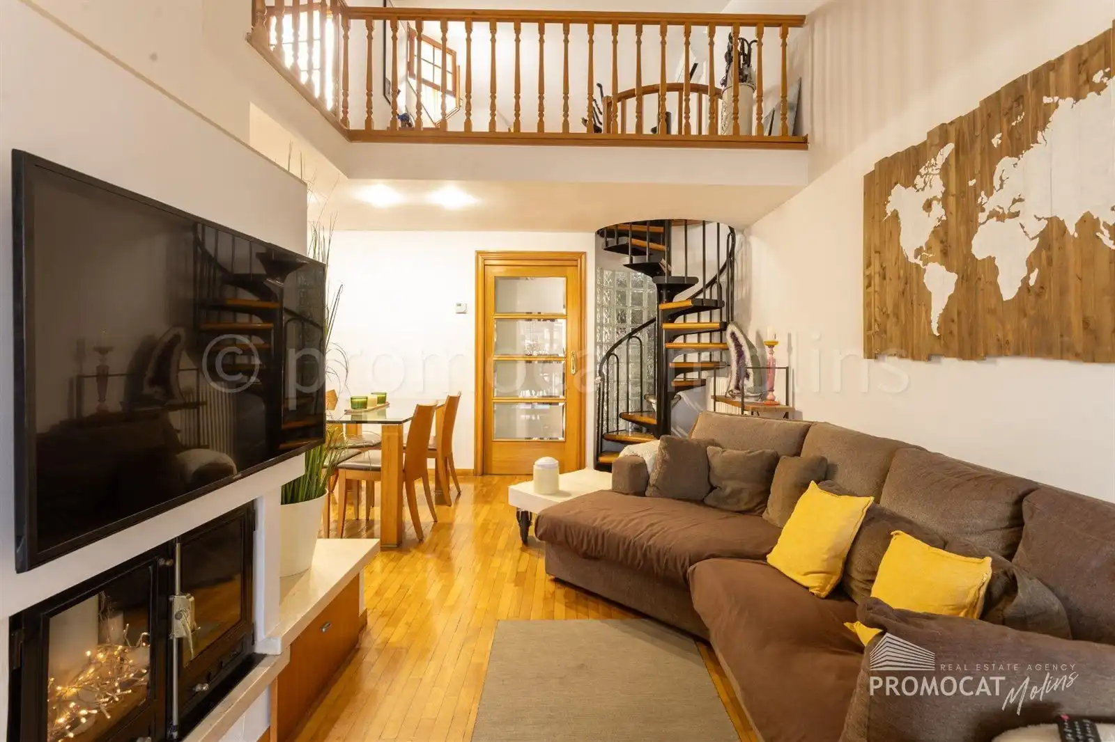 Sala d'estar de Casa o xalet en venda en Molins de Rei amb Aire condicionat, Calefacció i Terrassa