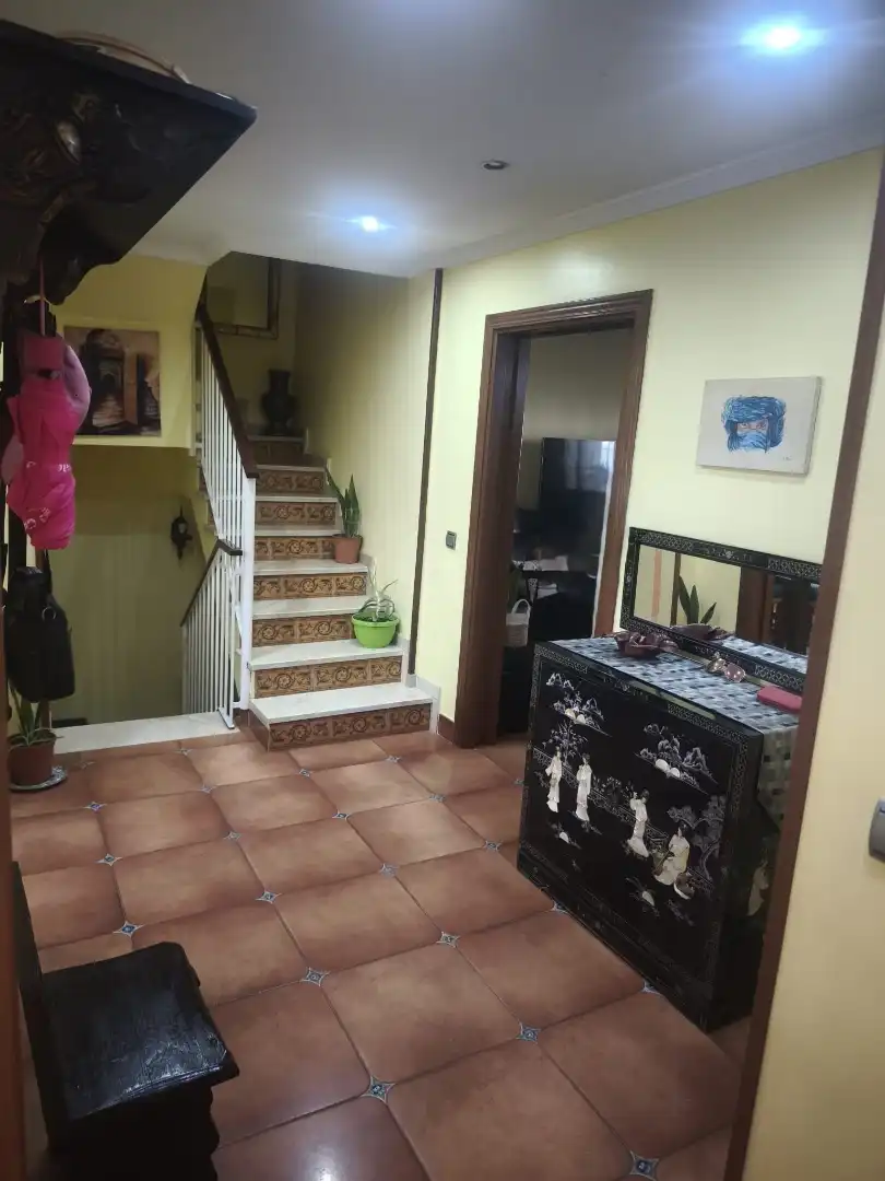 Casa adosada en venta en Melilla con Aire acondicionado, Terraza y Trastero