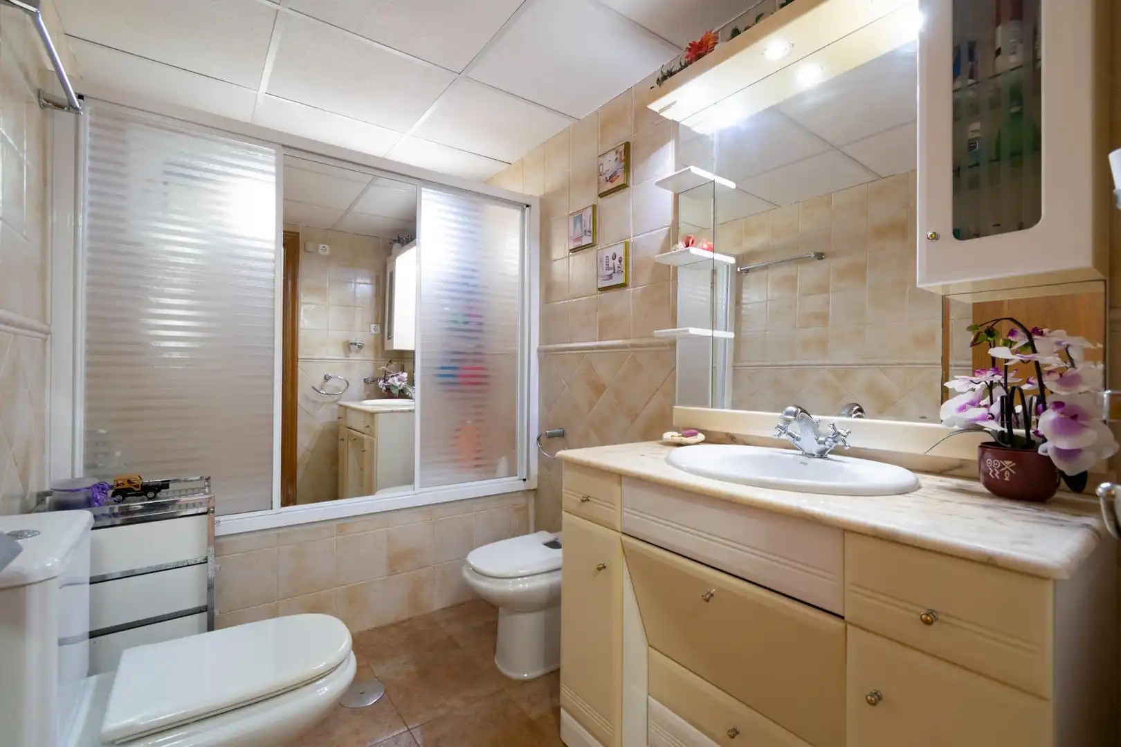Baño de Casa o chalet en venta en Cartagena con Aire acondicionado, Calefacción y Jardín privado