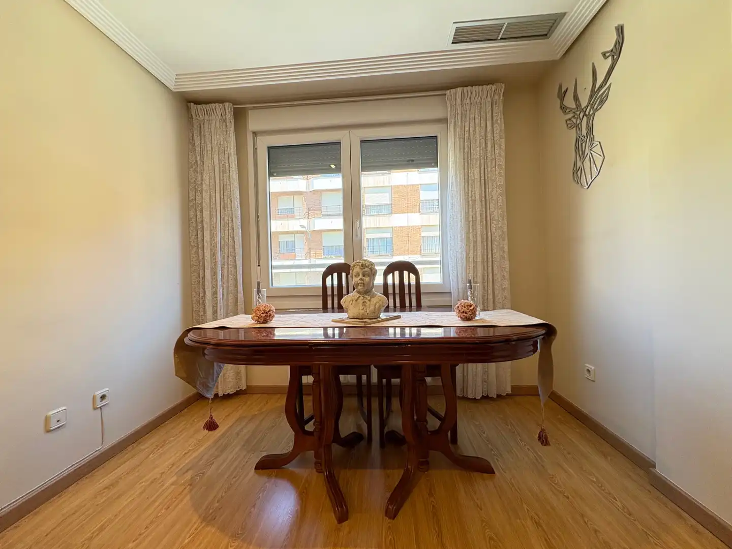 Comedor de Apartamento en venta en Arnedo con Calefacción, Parquet y Trastero