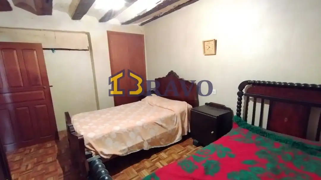 Casa o chalet en venta en Merindad de Cuesta-Urria con Calefacción, Jardín privado y Amueblado