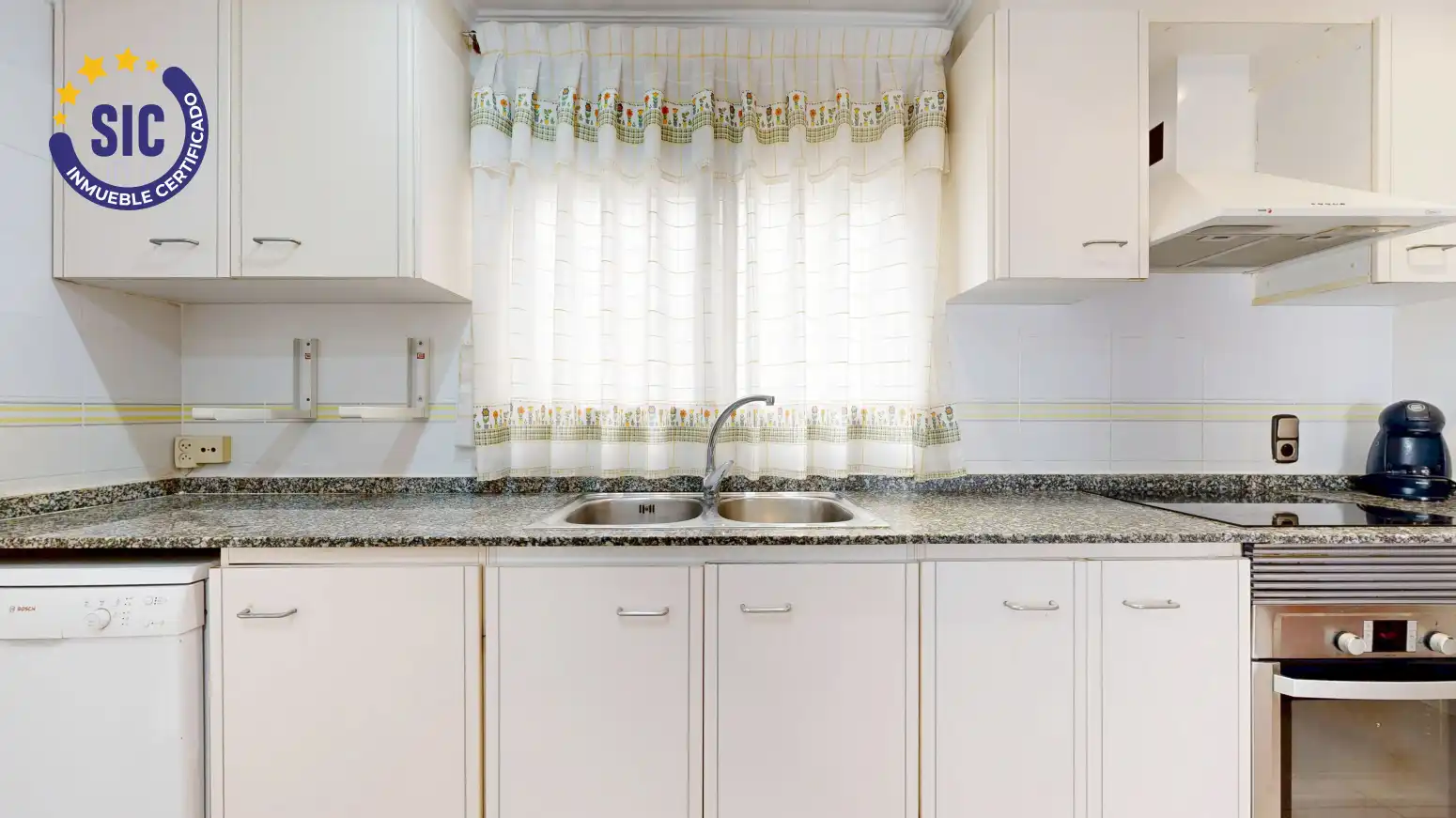 Kitchen of Flat for sale in Torrent  with Balcony