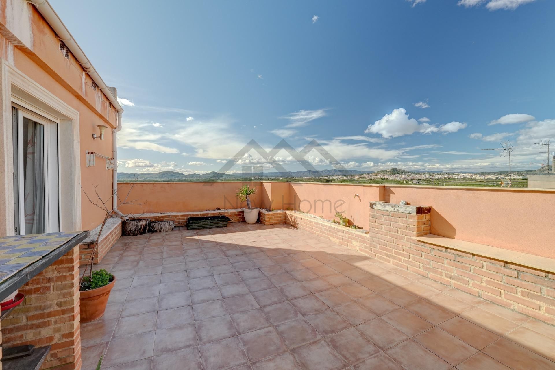 Terrace of Attic for sale in La Pobla de Vallbona  with Air Conditioner, Heating and Terrace