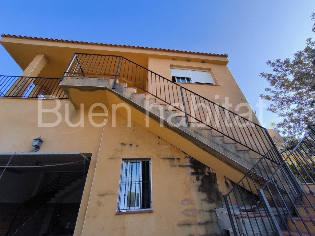 Exterior view of House or chalet for sale in Turís