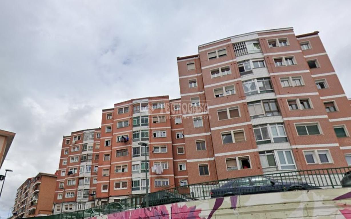Exterior view of Flat for sale in Bilbao   with Heating and Storage room