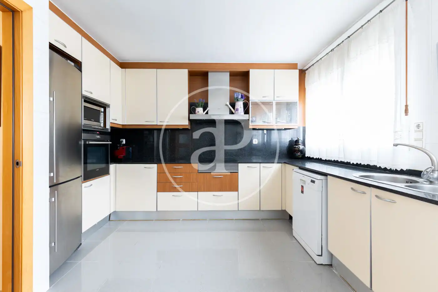 Kitchen of Duplexes for sale in Terrassa  with Heating and Terrace