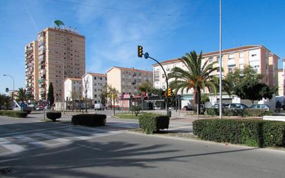 Exterior view of Flat to share in Málaga Capital  with Air Conditioner, Heating and Furnished