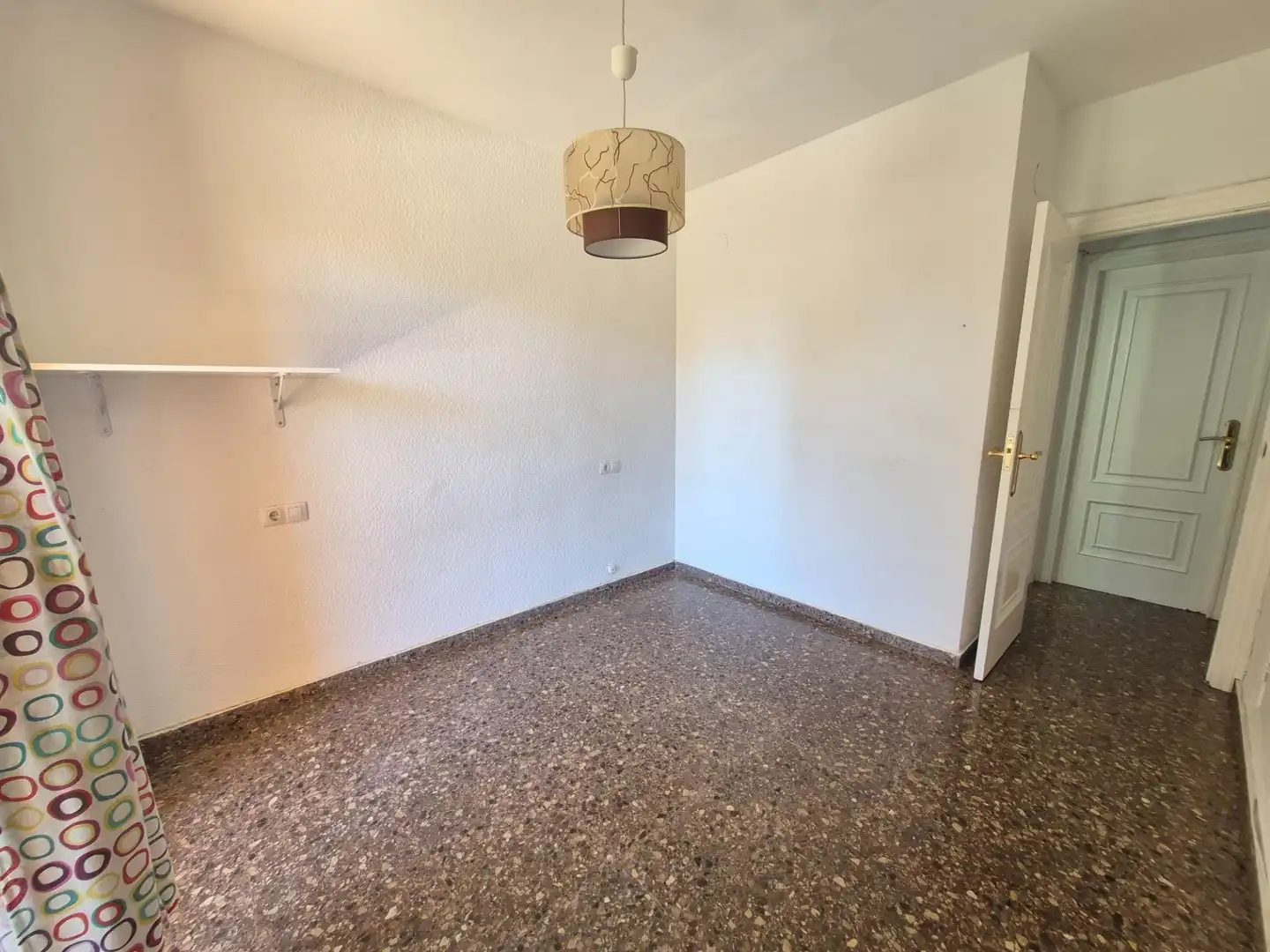 Habitación de Casa adosada de alquiler en Manises con Aire acondicionado, Terraza y Amueblado