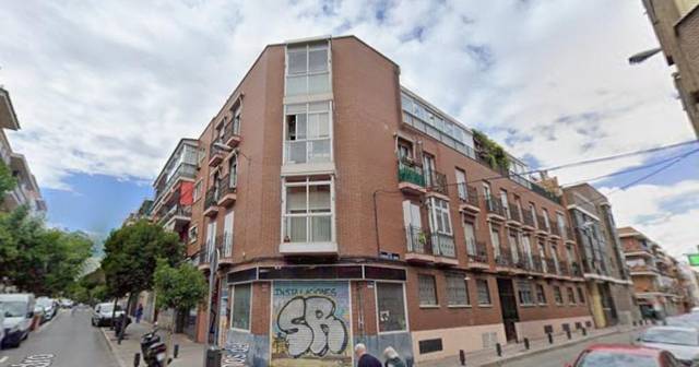 Local comercial en Venta en Calle de los Hermanos del Moral, 68 en San Isidro