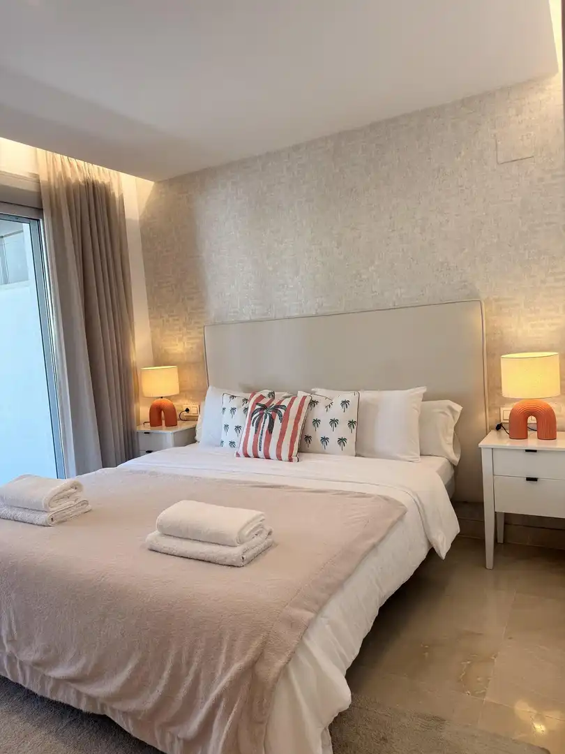 Bedroom of Apartments for rent in Marbella  with Air Conditioner, Heating and Terrace