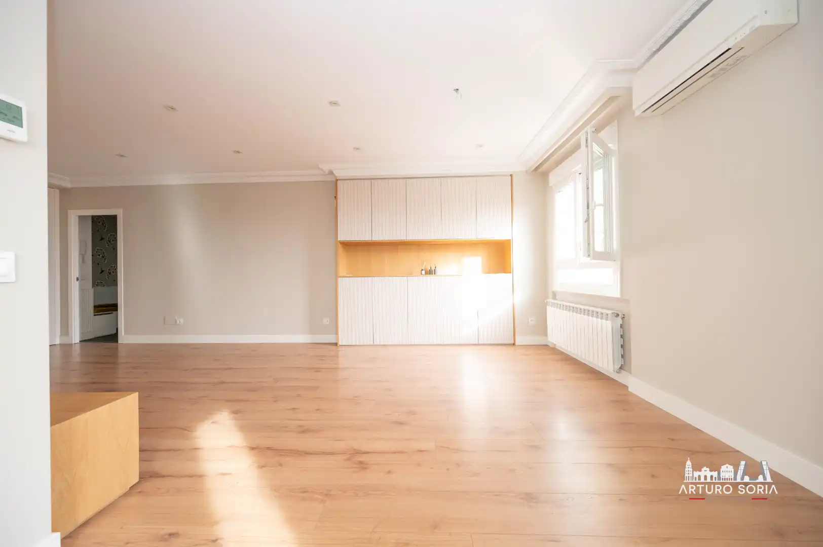 Sala de estar de Piso de alquiler en Madrid con Aire acondicionado, Trastero y Lavadora