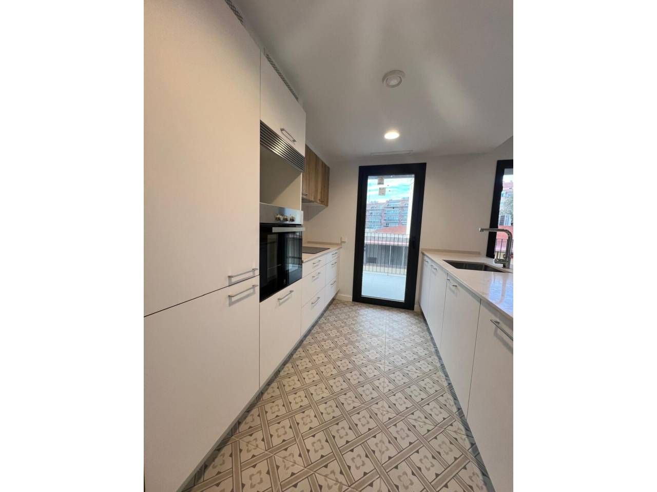 Kitchen of Flat for sale in Manresa  with Air Conditioner, Heating and Terrace