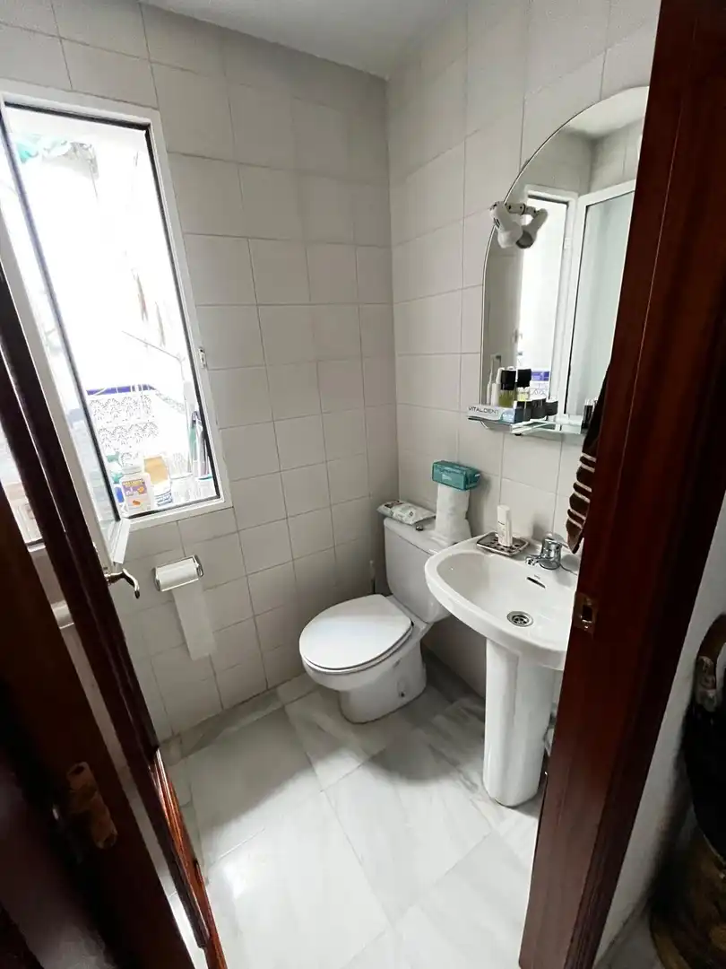 Badezimmer von Haus oder Chalet zum Verkauf in Córdoba mit Klimaanlage, Terrasse und Balkon