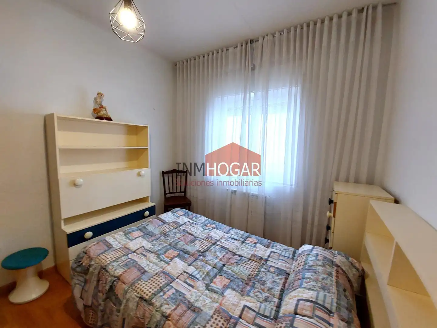 Schlafzimmer von Wohnung zum Verkauf in Arévalo mit Heizung, Parkett und Abstellraum