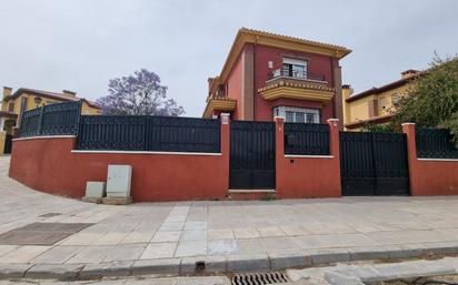 Vista exterior de Casa o xalet en venda en Alhendín amb Aire condicionat i Terrassa