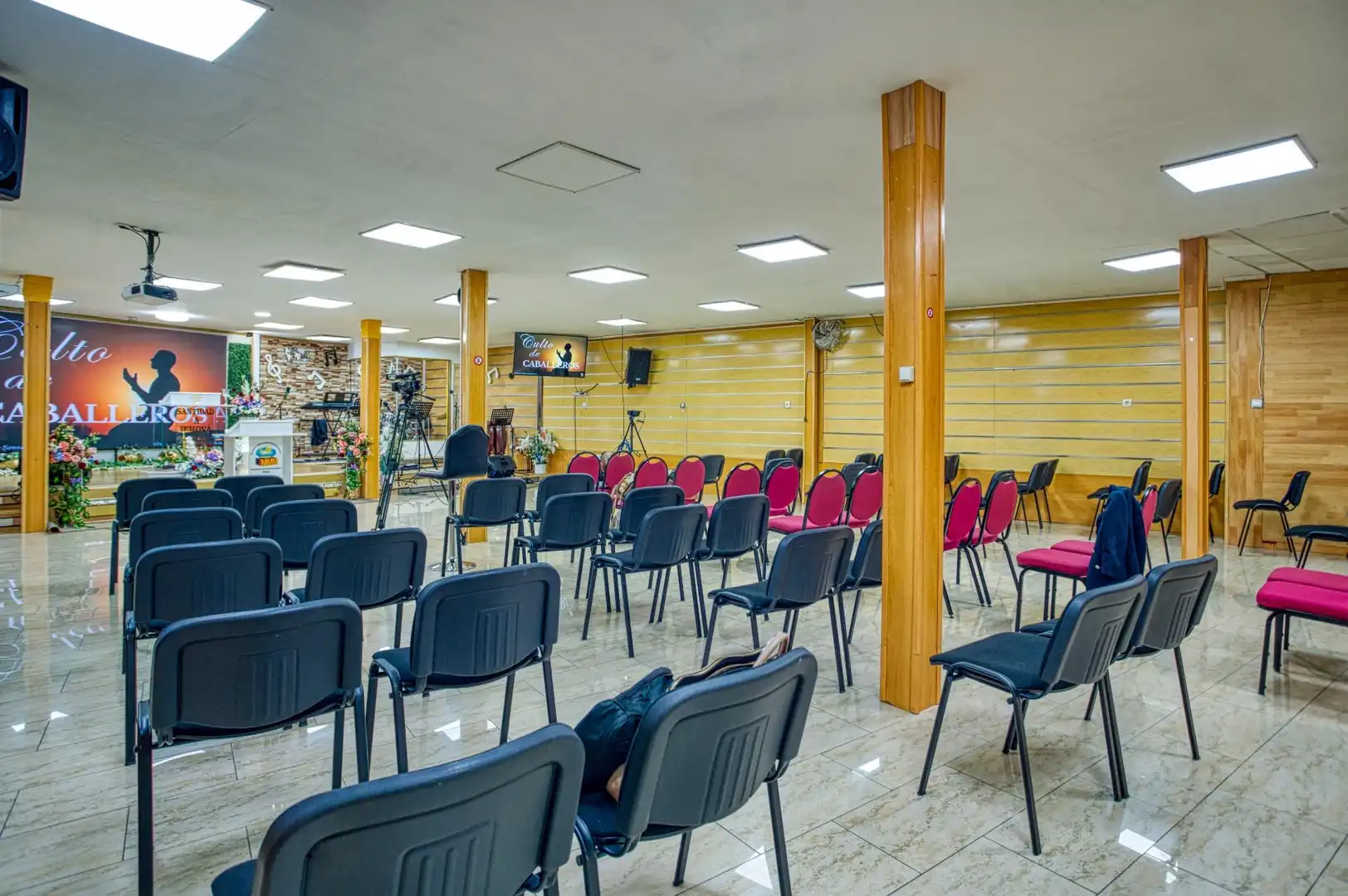 Local comercial en venda a Calle de Nuestra Señora de Sonsoles 32, imagen 2