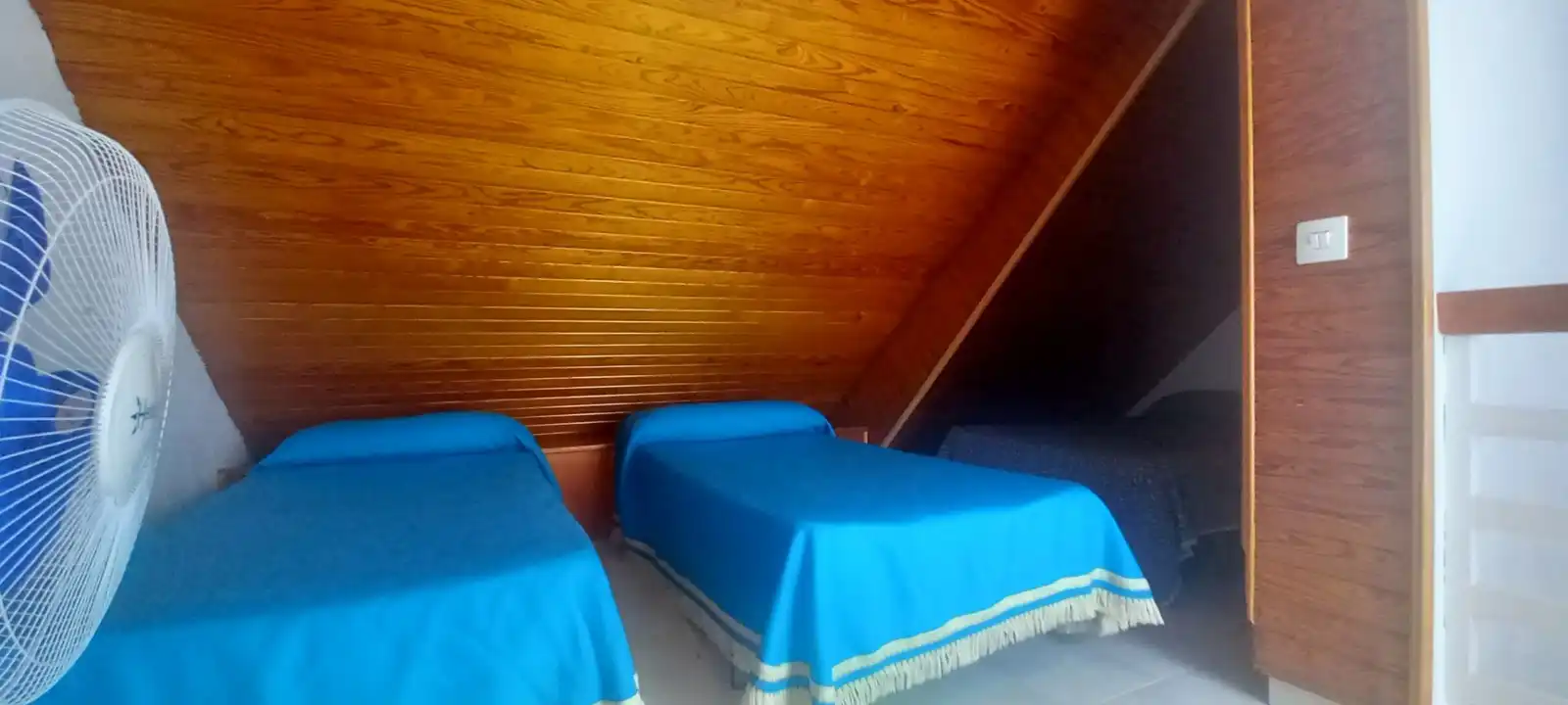 Habitación de Casa adosada de alquiler en Gandia con Terraza, Amueblado y Horno