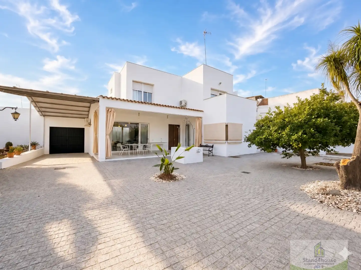 Vista exterior de Casa o chalet en venta en Bollullos Par del Condado con Aire acondicionado, Calefacción y Terraza