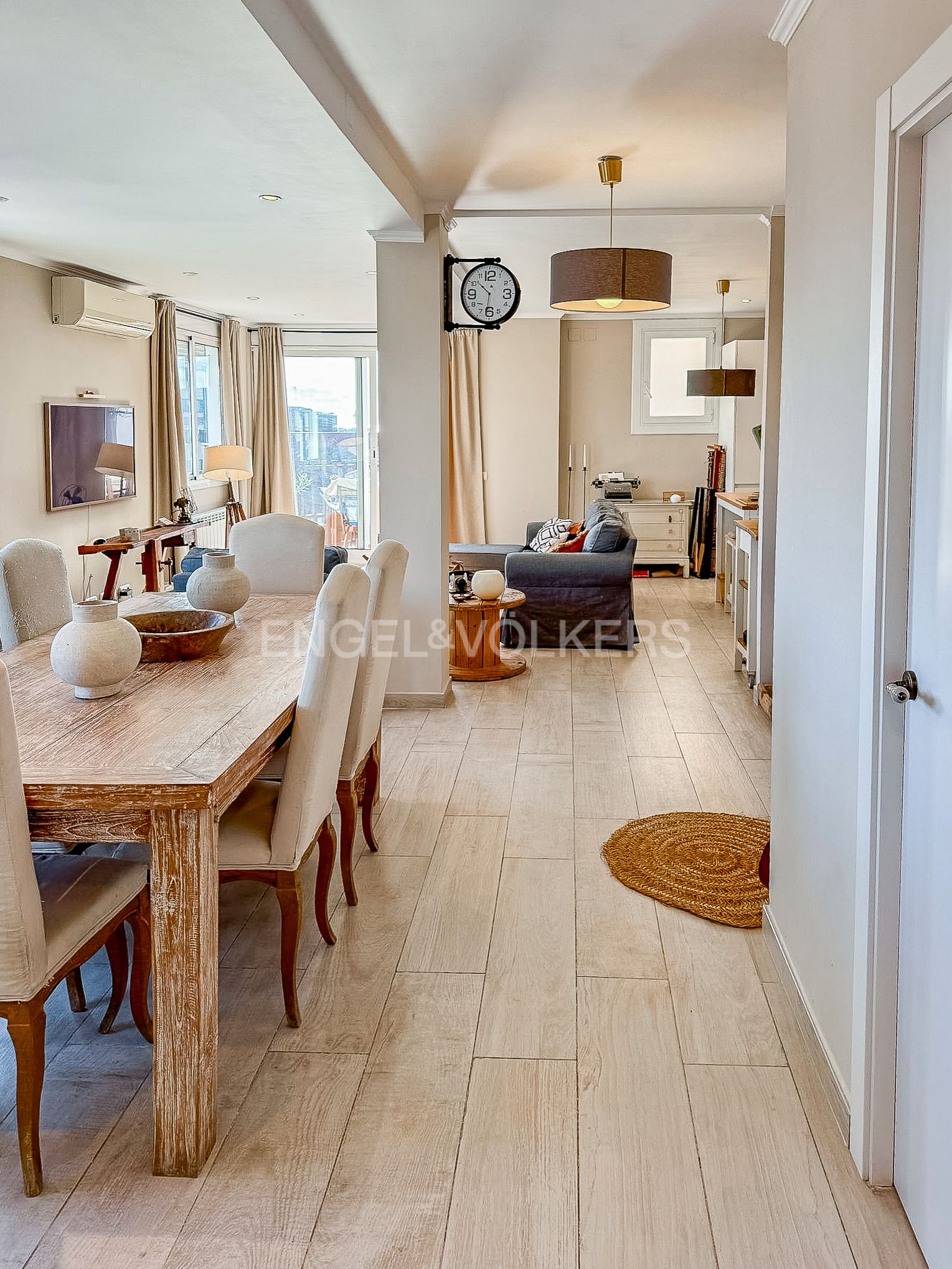 Dining room of Attic to rent in  Barcelona Capital  with Air Conditioner, Heating and Furnished