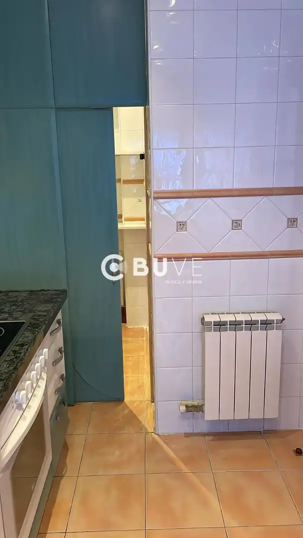Baño de Piso de alquiler en Valladolid con Calefacción, Terraza y Amueblado